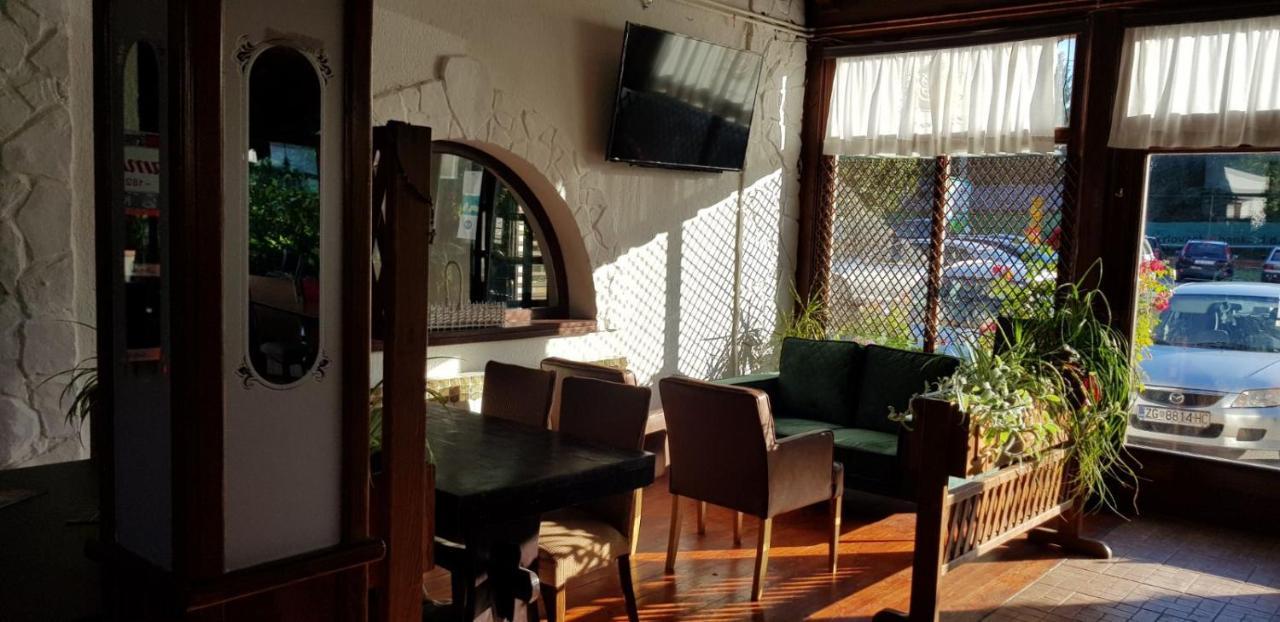 Rooms Brig Duga Resa Exterior photo
